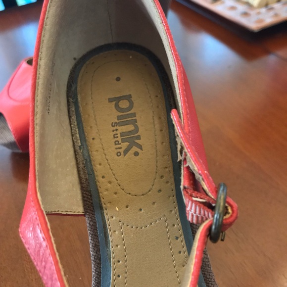 Pink Studio Orange Wedge Sandals - Picture 6 of 11